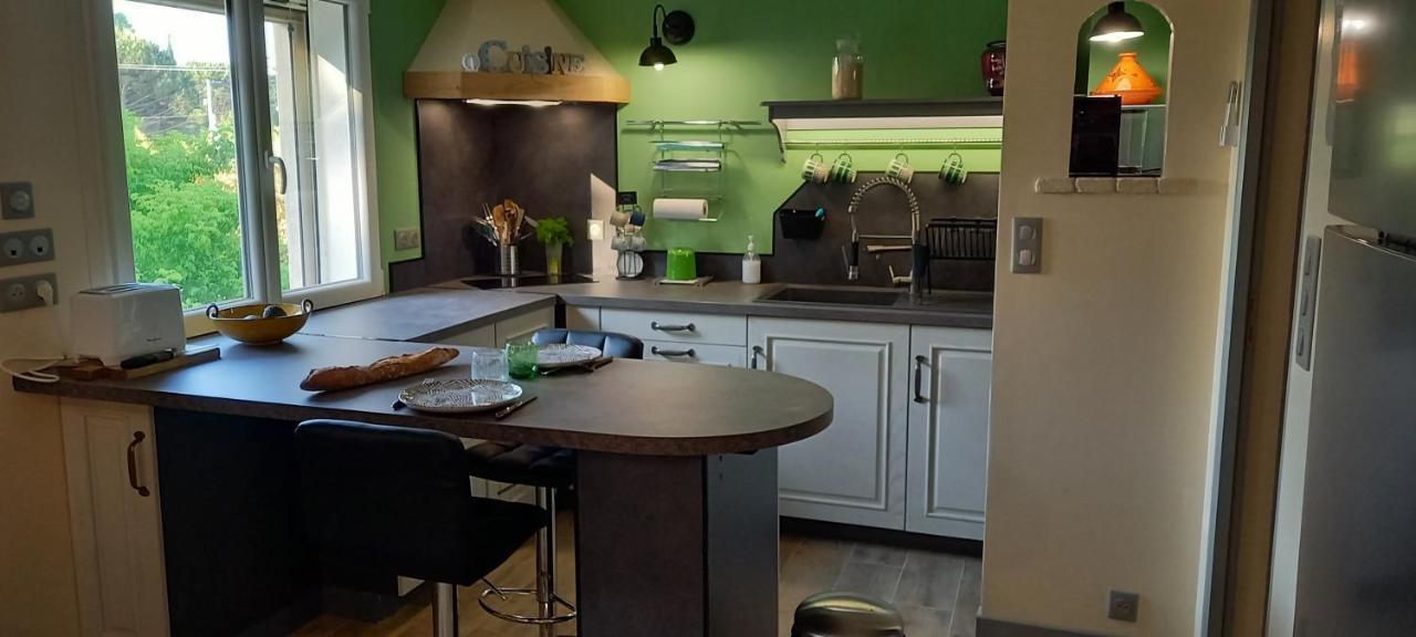 Logement Lumineux, Entierement Renove Avec Jardin Caumont-sur-Durance Экстерьер фото